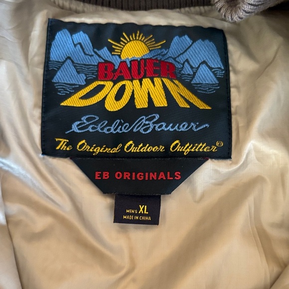 BNWOT Eddie Bauer 1936 Skyliner Model  Quilted Jacket Down - Picture 2 of 13